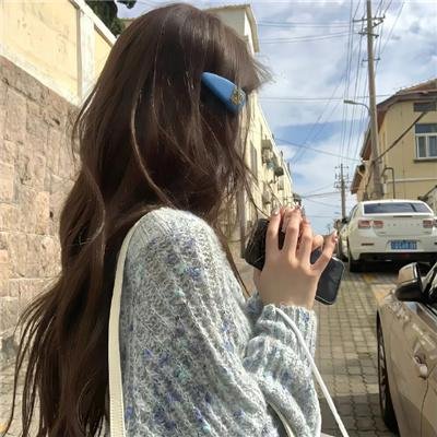 她携大佬狂虐渣男渣女 在线观看封面